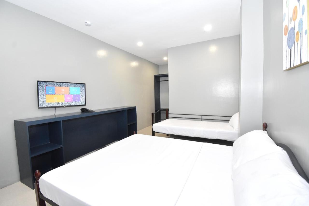 Blue Suites Boracay Balabag  Room photo